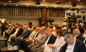 İzmir'de 'Bağımlılıkla Mücadelede Medyanın Rolü' Paneli gerçekleştirildi