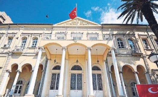 İzmir'de bürokrasi depremi: 6 ilçenin kaymakamı değişti!