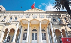 İzmir'de bürokrasi depremi: 6 ilçenin kaymakamı değişti!