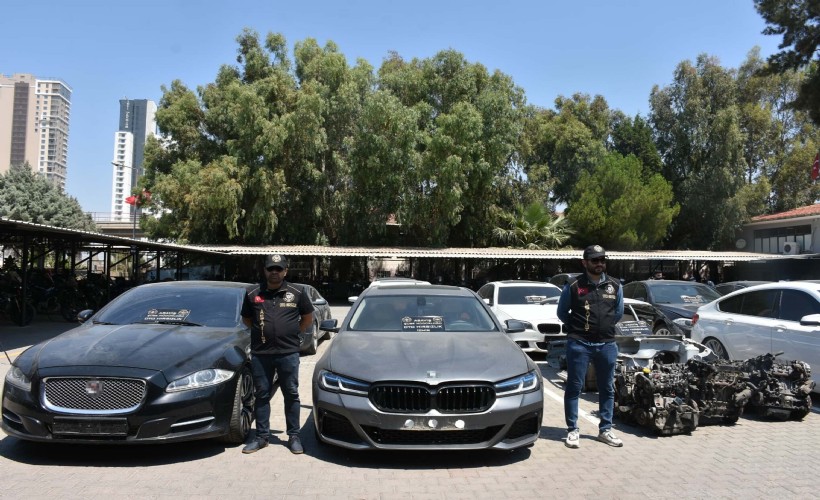 İzmir'de change araç operasyonu: Hasarlı araç bilgileriyle 30 milyon liralık vurgun yapmışlar