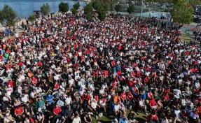 İzmir'de milli heyecan yine meydanlarda yaşanacak