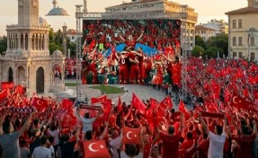 İzmir'de milli maç heyecanı ve Yeşilay Bisiklet Turu aynı günde