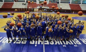 İzmir'de spor okulları kapılarını açıyor!
