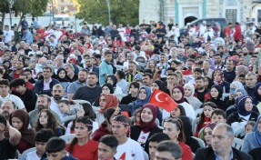 İzmir’de milli maç heyecanı