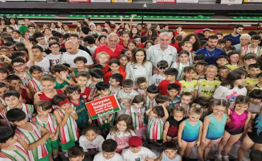 Karşıyaka’da Kış Spor Okulları’na görkemli kapanış