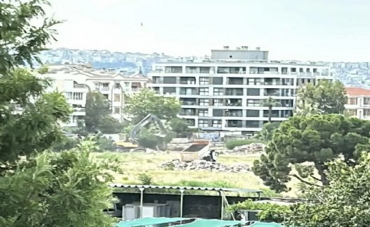 Karşıyaka’nın yeni stadında ilk kazma vuruldu!