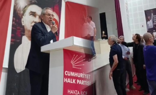 Kılıçdaroğlu'nu destekleyen eski vekile 'Özgür Özel' sloganlarıyla tepki: Kürsüden inmek zorunda kaldı