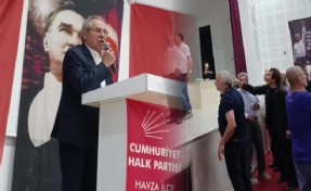 Kılıçdaroğlu'nu destekleyen eski vekile 'Özgür Özel' sloganlarıyla tepki: Kürsüden inmek zorun kaldı