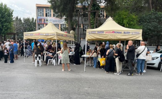 Konak Belediyesi’nden öğrenci ve velilere sınav desteği