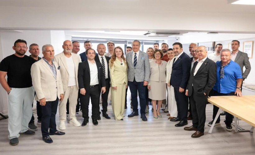 Konak’ta iki Cumhuriyet Kütüphanesi daha hizmete açıldı