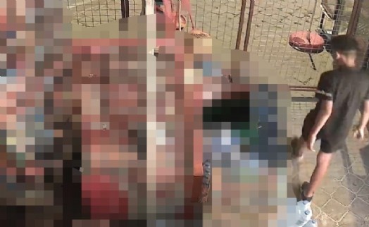 Kuşadası'nda çocuk hırsızların market soygunu kameralara yakalandı