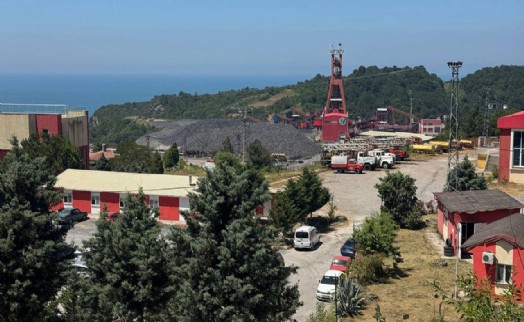 Maden ocağında göçük alında kalan işçiden acı haber