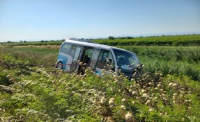 Manisa’da özel halk minibüsü devrildi: 1 ölü, 5 yaralı