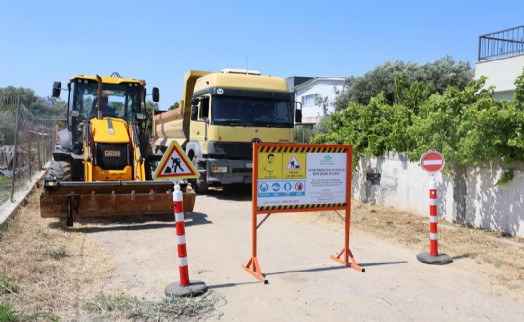 Menemen’de doğalgaz seferberliği başladı: İlk kazma Emiralem’de vuruldu