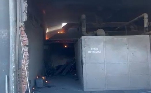 Metal fabrikasında kazan patladı: 1'i ağır 3 yaralı