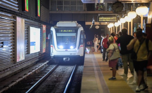 İzmir Metrosu’ndaki yavaşlamanın nedeni belli oldu!