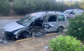 Muğla’da feci kaza! İki kamyonet çarpıştı: 1 ölü, 3 yaralı