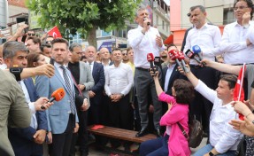 Özel: Bir bankın üzerindeyiz ama milletin gönlündeyiz
