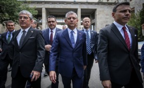 Özgür Özel'in yol haritası belli oldu: Yeni parti için tarih belli oldu