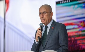 Özgür Özel’e il başkanından imza şoku: Süreci takip edeceğim!