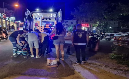 Polisin 'dur' ihtarına uymadı, 3 kişiyi yaralayıp kaçtı!