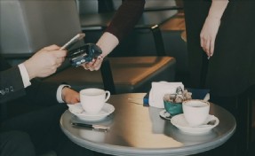Restoranlarda 'servis ücreti' dönemi bitti: Ticaret Bakanlığı yasakladı
