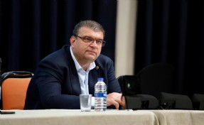 Seferihisar Belediyesi’ne 3. dalga operasyon: Başkan Yetişkin gözaltın alındı