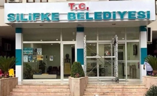 Silifke Belediyesi'ne operasyon: Belediye Başkanı Mustafa Turgut gözaltına alındı