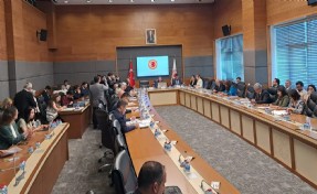 TBMM Okullarda Şiddeti Araştırma Komisyonu'nu vekiller ve sendikacılar terk etti