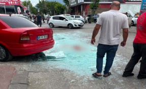 Üzerine devrilen cam levha Ferhat'ı hayattan kopardı