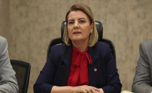 'AK Parti'ye geçeceğime paşa paşa yatarım' demişti: Başkan Hürriyet YENİ Parti'ye geçiyor