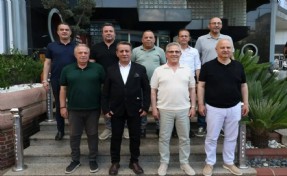 Aydın'da 10 belediye başkanı CHP'den istifa ederek Yeni Parti'ye geçti