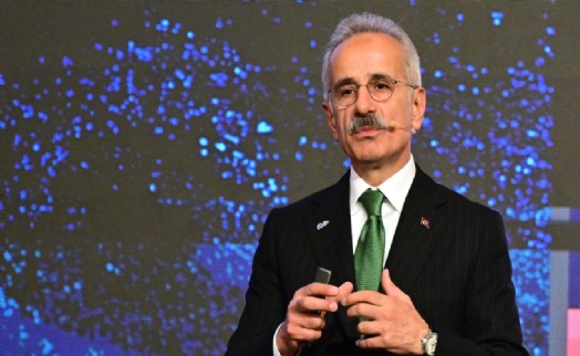 Bakan Uraloğlu: Memur maaşlarının 10 gün yatmadığı zamanları biliriz