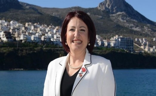 Karaburun'da başkan ve tüm CHP'li üyeler partiden istifa etti!