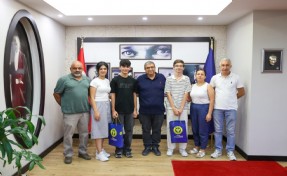 Başkan Vekili Benzer LGS şampiyonlarını ağırladı