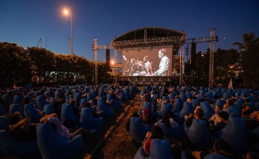 Bayraklı'da açık hava sinema günleri başlıyor