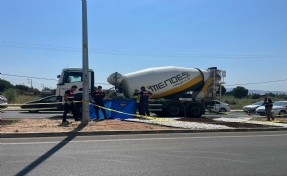 Beton mikserinin çarptığı yaya öldü
