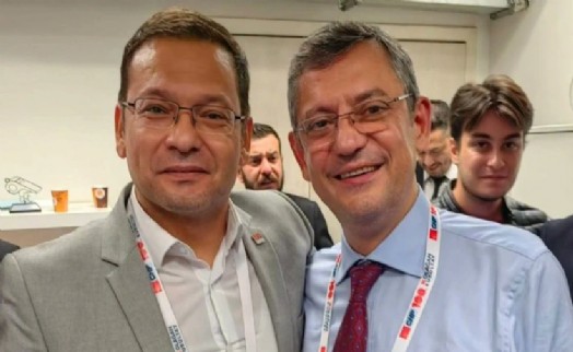 Bir CHP'li belediye başkanı daha istifa etti!