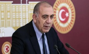 Butlan CHP'si Gürsel Tekin'i görevden aldı iddiası! Müslim Sarı'dan açıklama