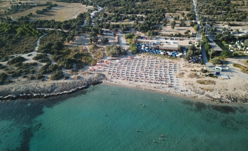 Çeşme Belediyesi’nden Altınkum Plajı iddialarına yanıt: 'Yetki bakanlıkta, belediyede değil'