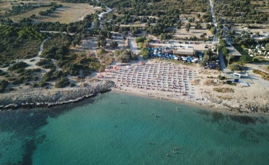 Çeşme Belediyesi’nden Altınkum Plajı iddialarına yanıt: 'Yetki bakanlıkta, belediyede değil'