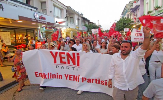 Çeşme’de CHP’den toplu istifa: İlçe örgütü, belediye başkanı ve meclis üyeleri YENİ Parti’ye geçti