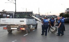 Çiğli Belediyesi'nden Atasanayi ve Semt Pazarlarında kapsamlı zabıta denetimi