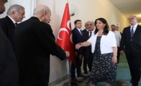 DEM Parti'den Devlet Bahçeli'ye ziyaret