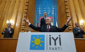 Dervişoğlu'ndan YENİ Parti Genel Başkanı Özgür Özel'e tebrik mesajı