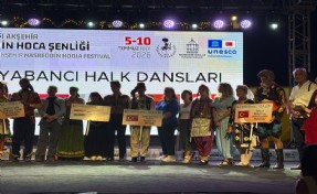 Efes Selçuk halk oyunları ekibi Akşehir’de büyük beğeni topladı