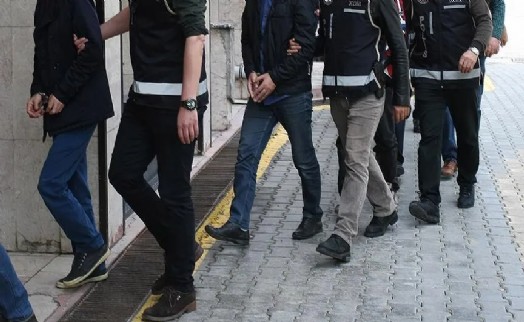 FETÖ’nün mahrem yapılanmasına darbe: 6 kamu görevlisi cezaevinde