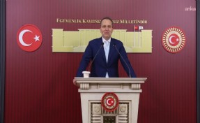 Fatih Erbakan: 'Türkiye, NATO Zirvesi'nde ev sahibi olarak oturduğu masadan garson olarak kalktı'