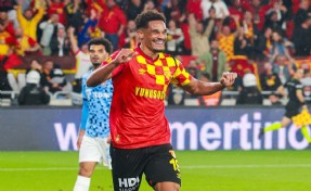 Göz-Göz'e Emersonn piyangosu!