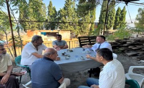 Gümrükçü: Millet artık ay başını getiremiyor